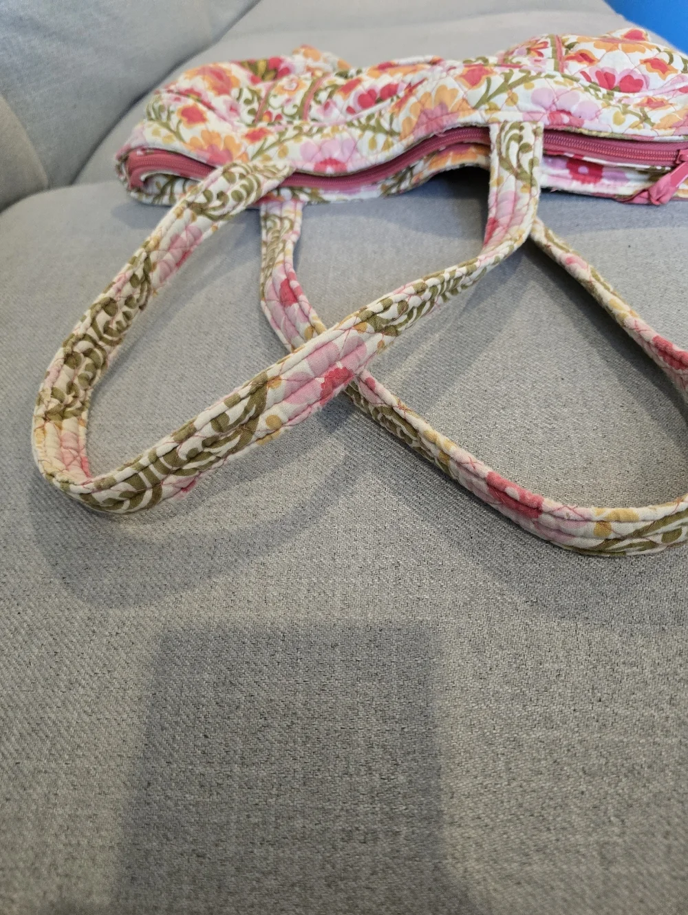 Vera Bradley Tote - Picture 7 of 7
